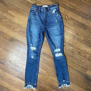 Abercrombie & Fitch Jeans Women's 24/00 The Skinny Ankle High Rise Distressed